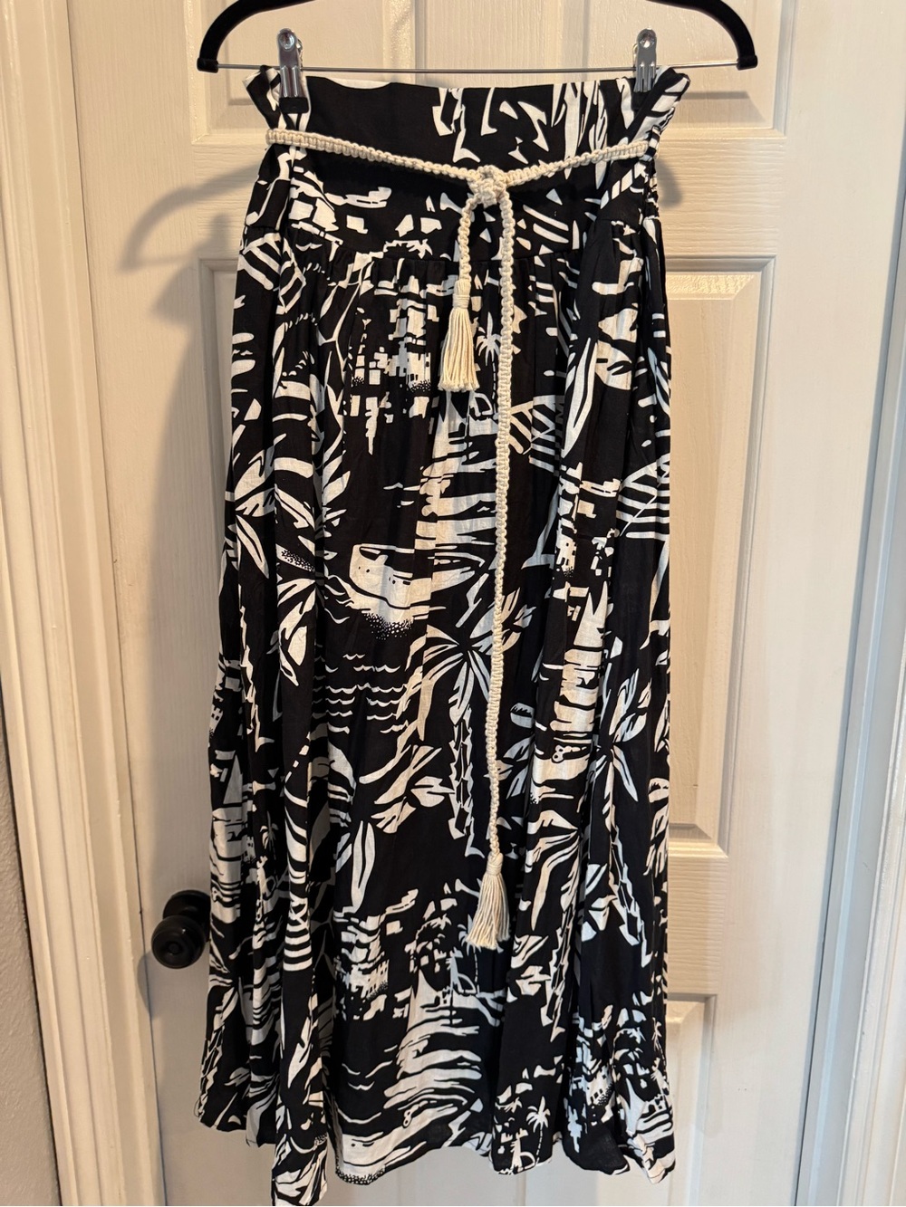 Nwt Panama Jack Black and White Printed Maxi Skirt with Tassel Rope